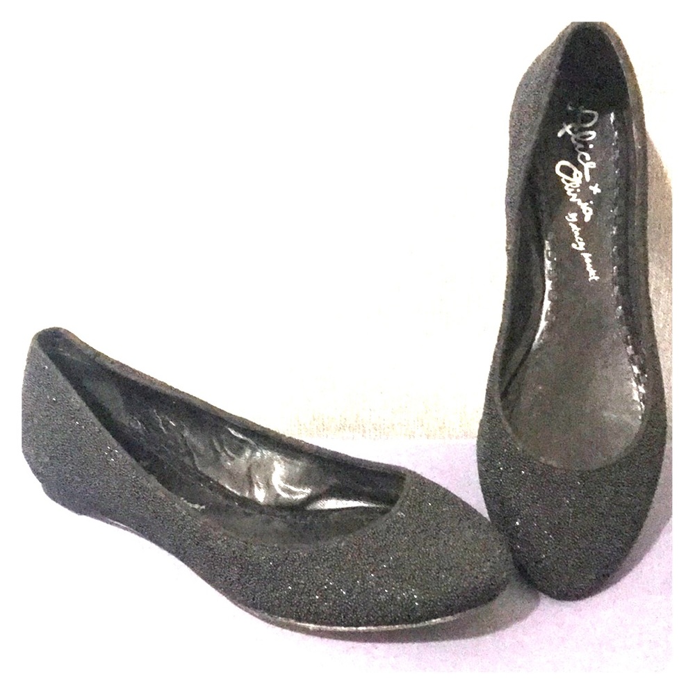 Alice + Olivia Black Beaded Ballet Flat 40 eur